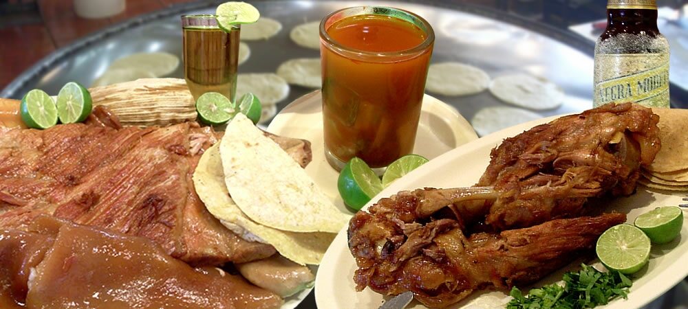 Las mejores carnitas  con tortillas hechas a mano… Se te antojan?